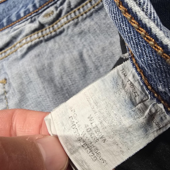 Wrangler Jeans Mens 40x32 Light Wash Relaxed Bootcut Denim Frayed Hem 38x30 - Picture 4 of 13